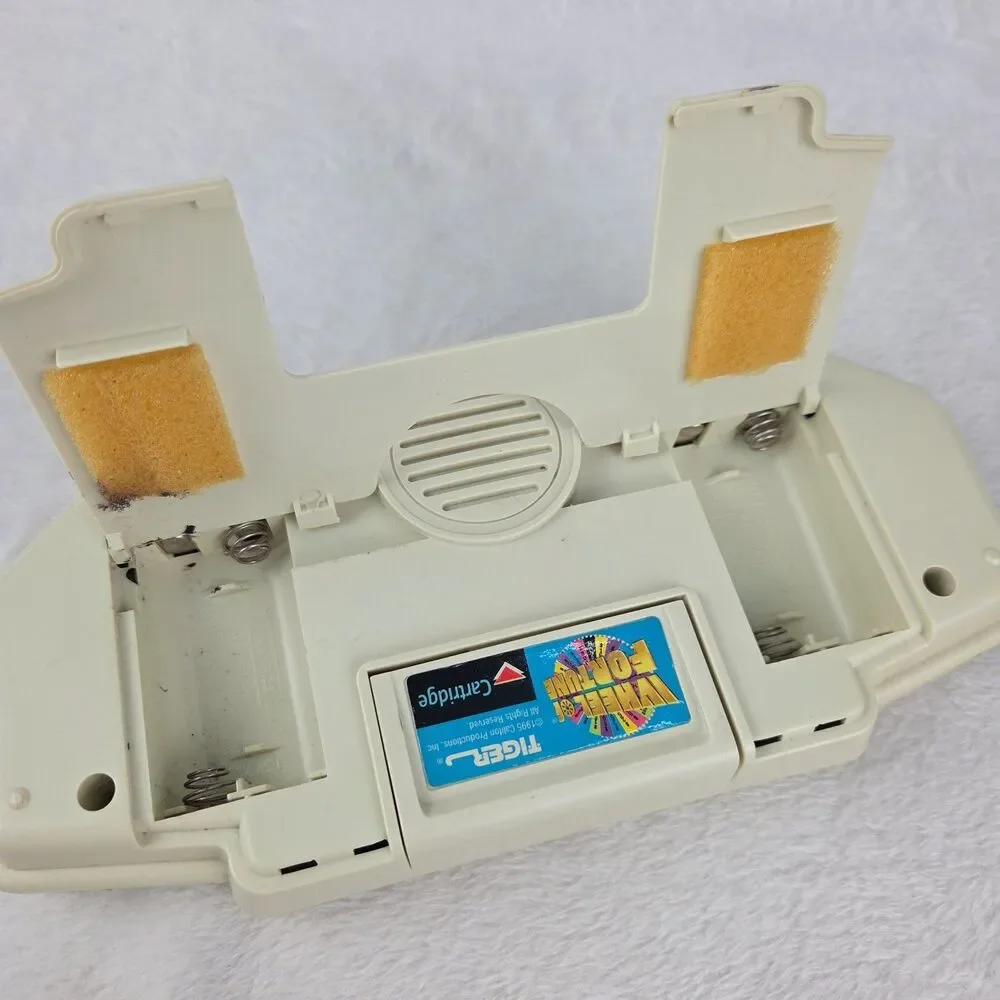 Vtg 1995 Tiger Electronics Wheel Of Fortune Handheld Game w/Cartridge Tested